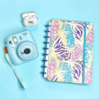 Caderno inteligente estampado.